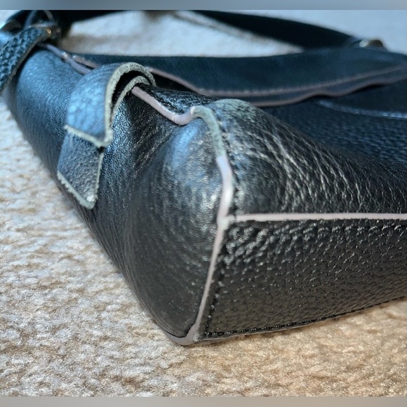 The Sak | Black Leather | Crossbody | Shoulder Bag - Picture 8 of 16
